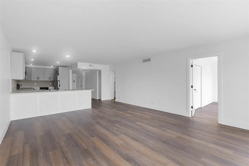 2800 N Palm Aire Drive Pompano Beach FL 33069