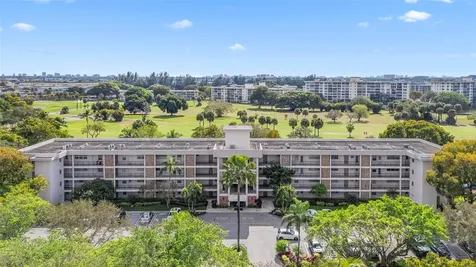 2800 N Palm Aire Drive Pompano Beach FL 33069