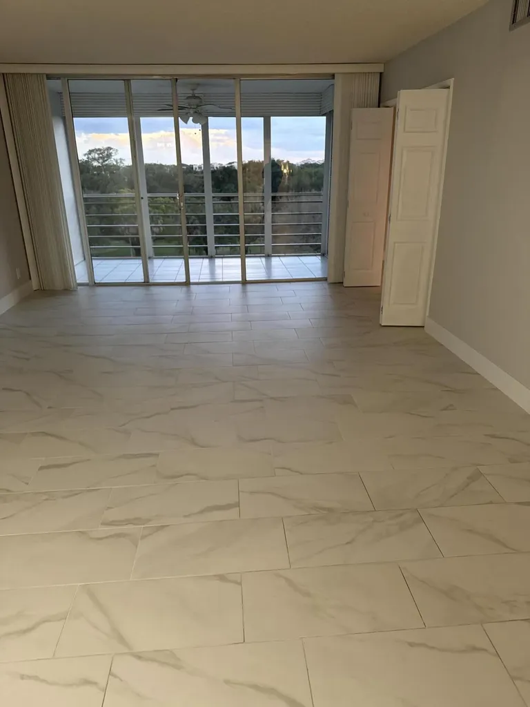 575 Oaks Lane Pompano Beach FL 33069