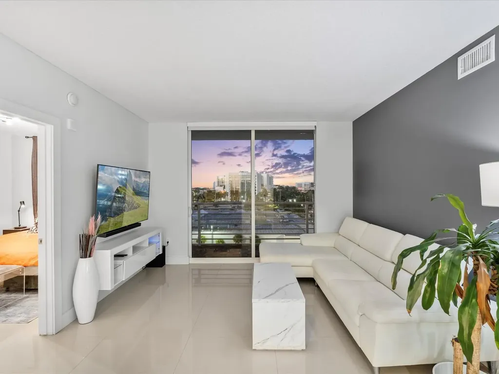18800 NE 29th Avenue Aventura FL 33180