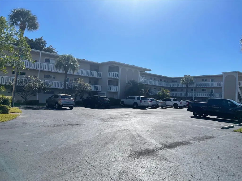 2566 S Garden Drive Lake Worth FL 33461