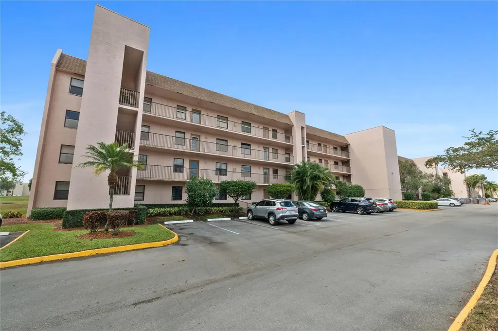2748 NW 104th Avenue Sunrise FL 33322