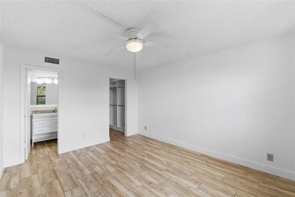 2748 NW 104th Avenue Sunrise FL 33322