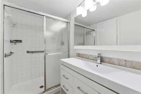 2748 NW 104th Avenue Sunrise FL 33322