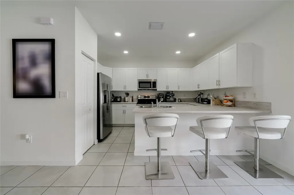 11392 W 34th Way Hialeah FL 33018