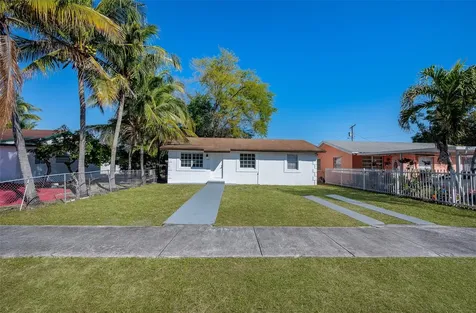 1161 NW 105th Terrace Miami FL 33150