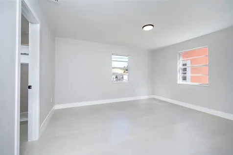 1161 NW 105th Terrace Miami FL 33150