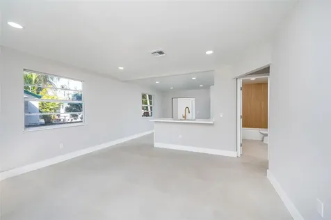1161 NW 105th Terrace Miami FL 33150