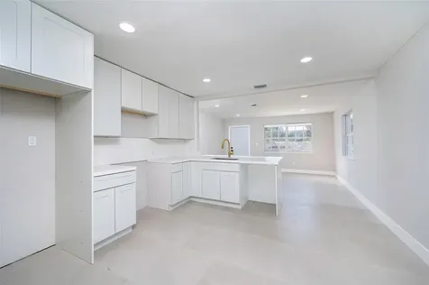 1161 NW 105th Terrace Miami FL 33150