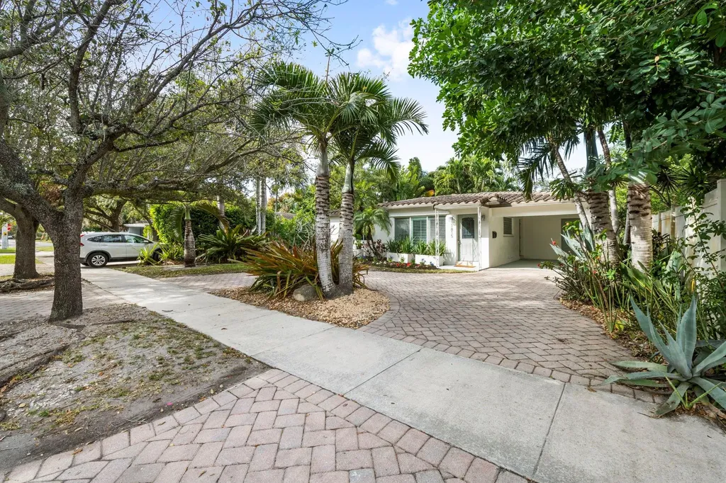 1815 N Victoria Park Road Fort Lauderdale FL 33305