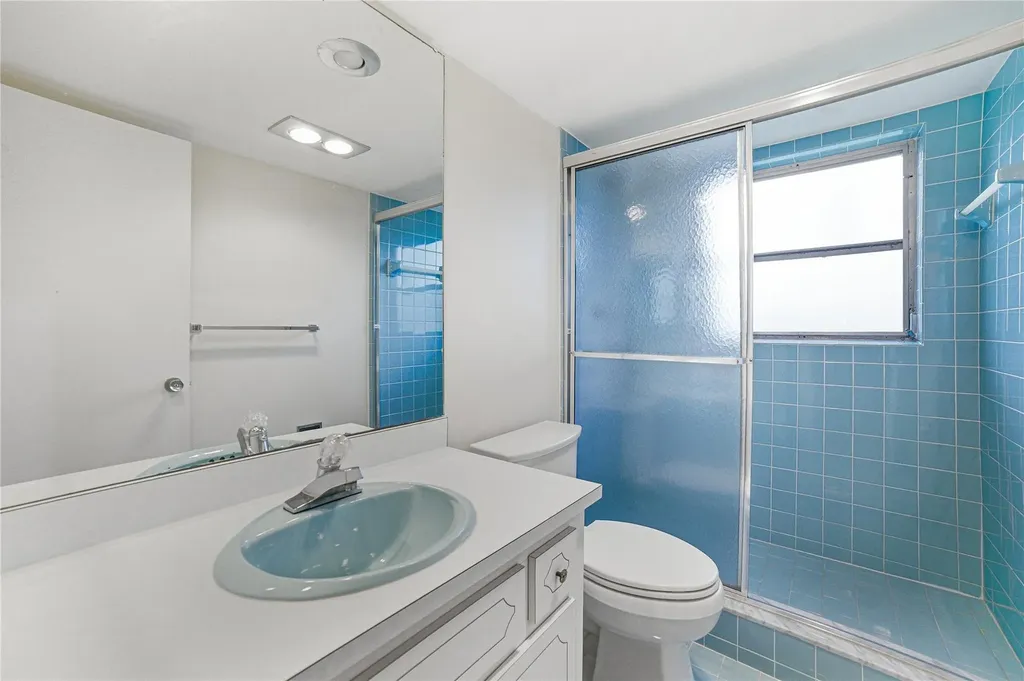 3200 N Palm Aire Drive Pompano Beach FL 33069