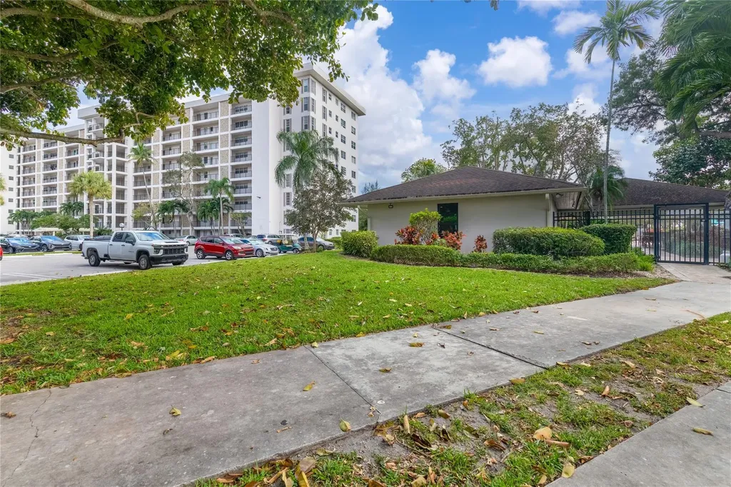 3200 N Palm Aire Drive Pompano Beach FL 33069
