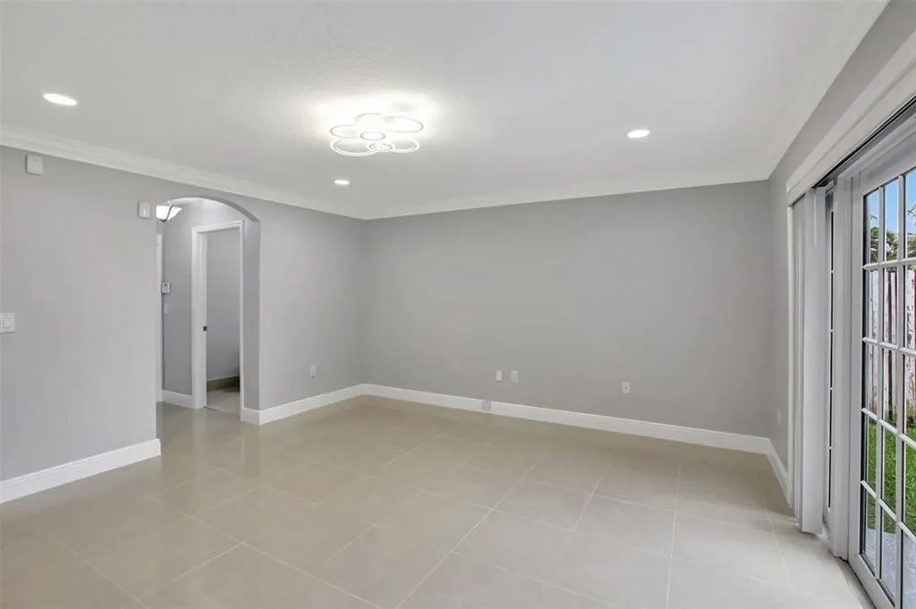 2355 NW 138th Drive Sunrise FL 33323