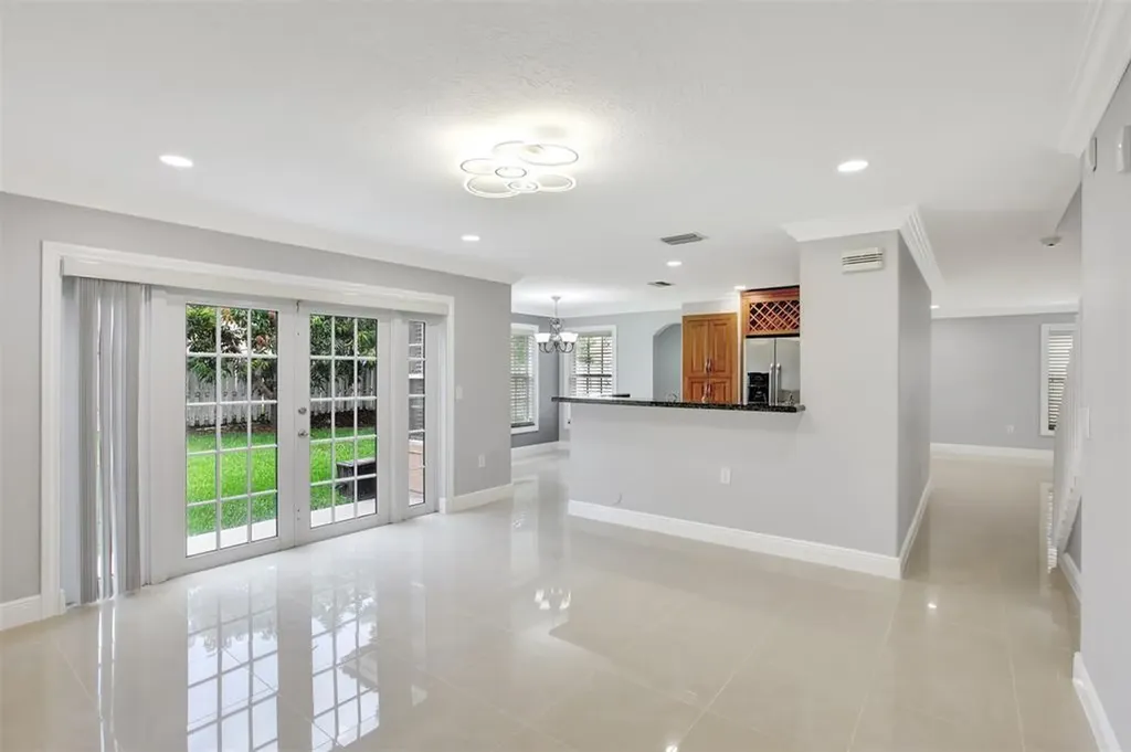 2355 NW 138th Drive Sunrise FL 33323