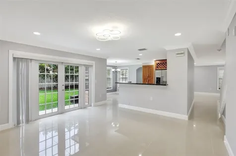 2355 NW 138th Drive Sunrise FL 33323
