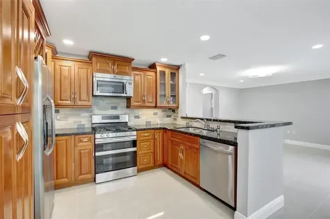 2355 NW 138th Drive Sunrise FL 33323