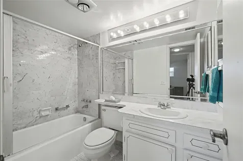 8970 S Hollybrook Boulevard Pembroke Pines FL 33025