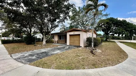 414 SW 72nd Avenue North Lauderdale FL 33068