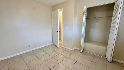 414 SW 72nd Avenue North Lauderdale FL 33068