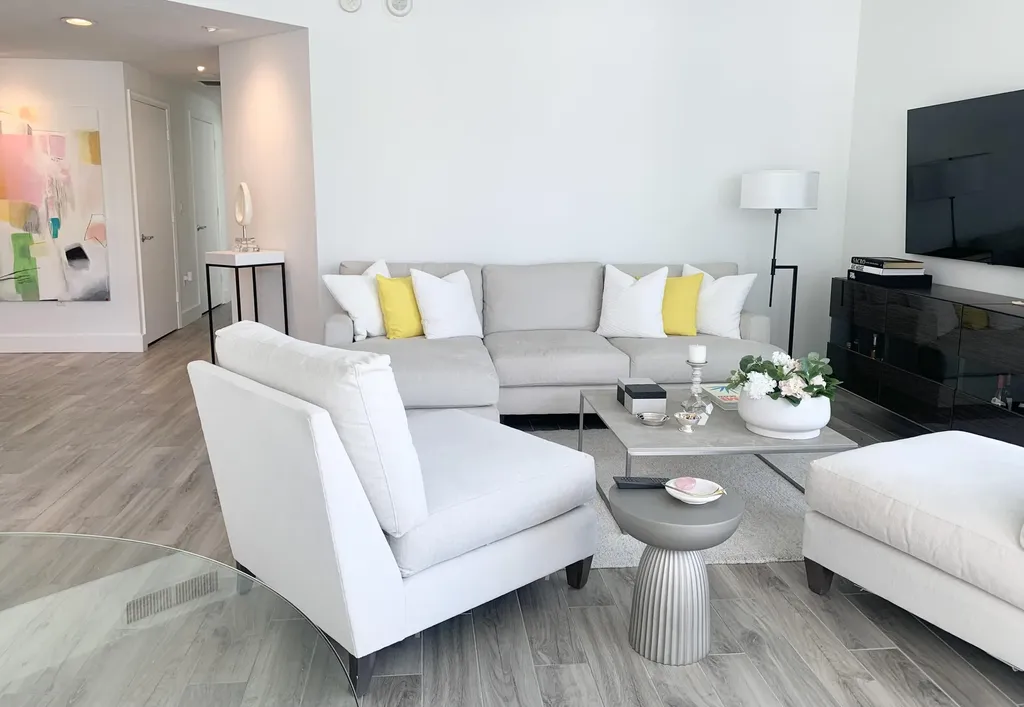 111 SE 8th Avenue Fort Lauderdale FL 33301
