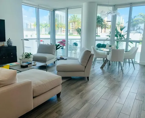 111 SE 8th Avenue Fort Lauderdale FL 33301
