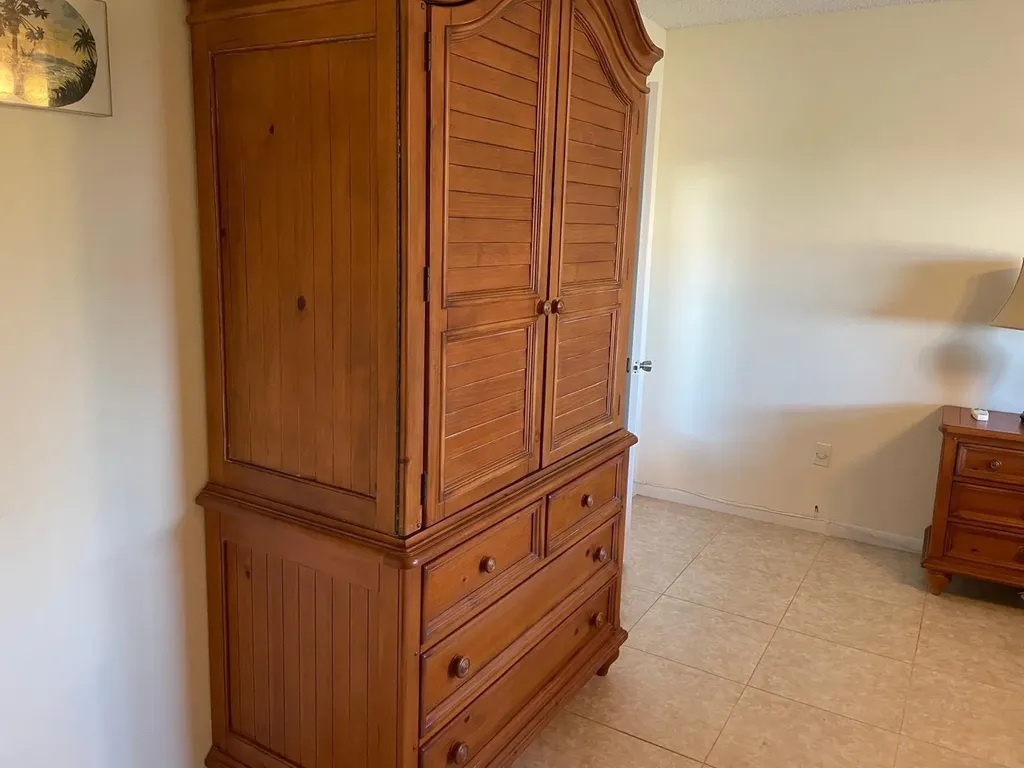 2520 NE 1st Court Boynton Beach FL 33435