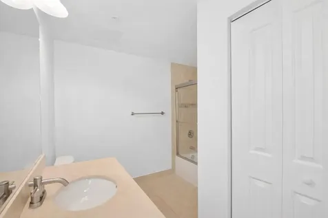 511 SE 5th Avenue Fort Lauderdale FL 33301
