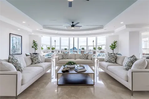 511 SE 5th Avenue Fort Lauderdale FL 33301