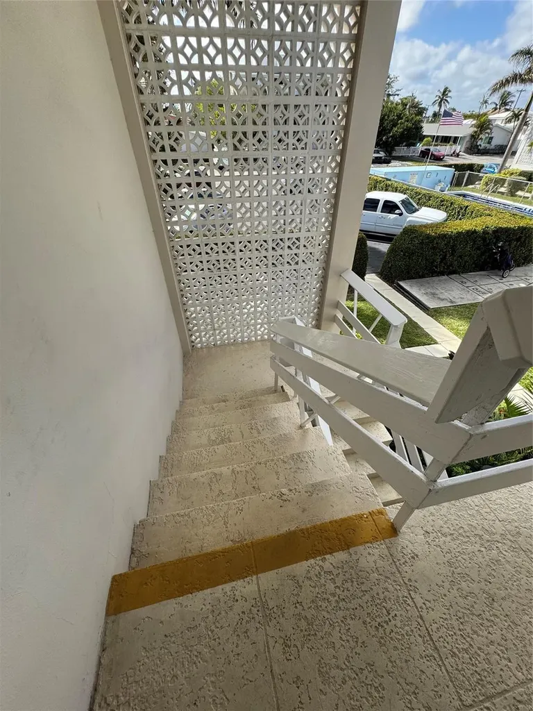 3205 SE 7th Street Pompano Beach FL 33062