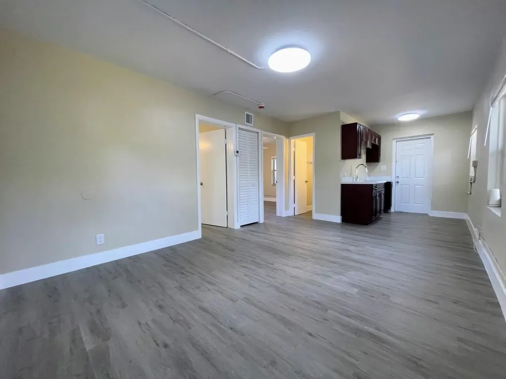 1602 NW 7th Place Fort Lauderdale FL 33311