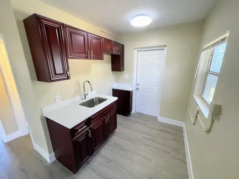 1602 NW 7th Place Fort Lauderdale FL 33311