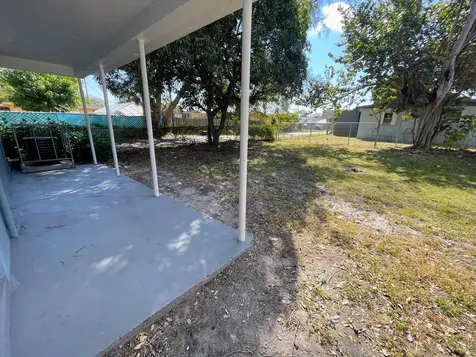 1602 NW 7th Place Fort Lauderdale FL 33311
