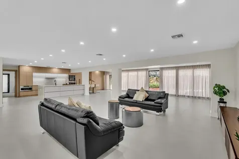 3111 N 52nd Avenue Hollywood FL 33021