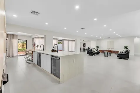3111 N 52nd Avenue Hollywood FL 33021