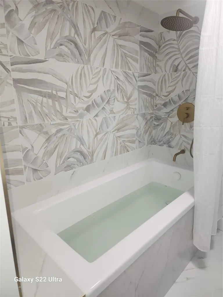 700 SE 6th Avenue Deerfield Beach FL 33441