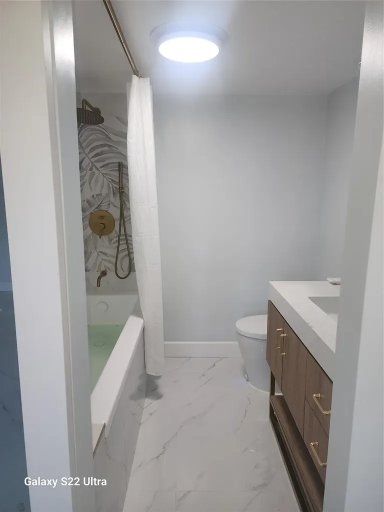 700 SE 6th Avenue Deerfield Beach FL 33441