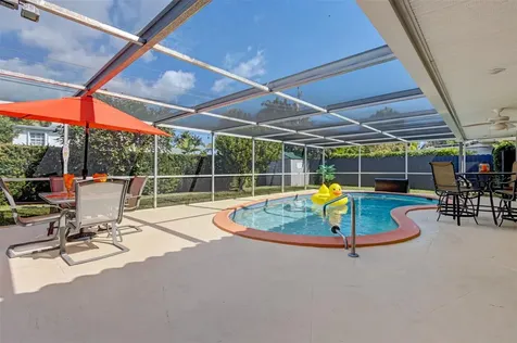 1017 NE 4th Street Hallandale Beach FL 33009