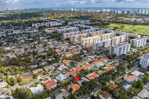 1017 NE 4th Street Hallandale Beach FL 33009