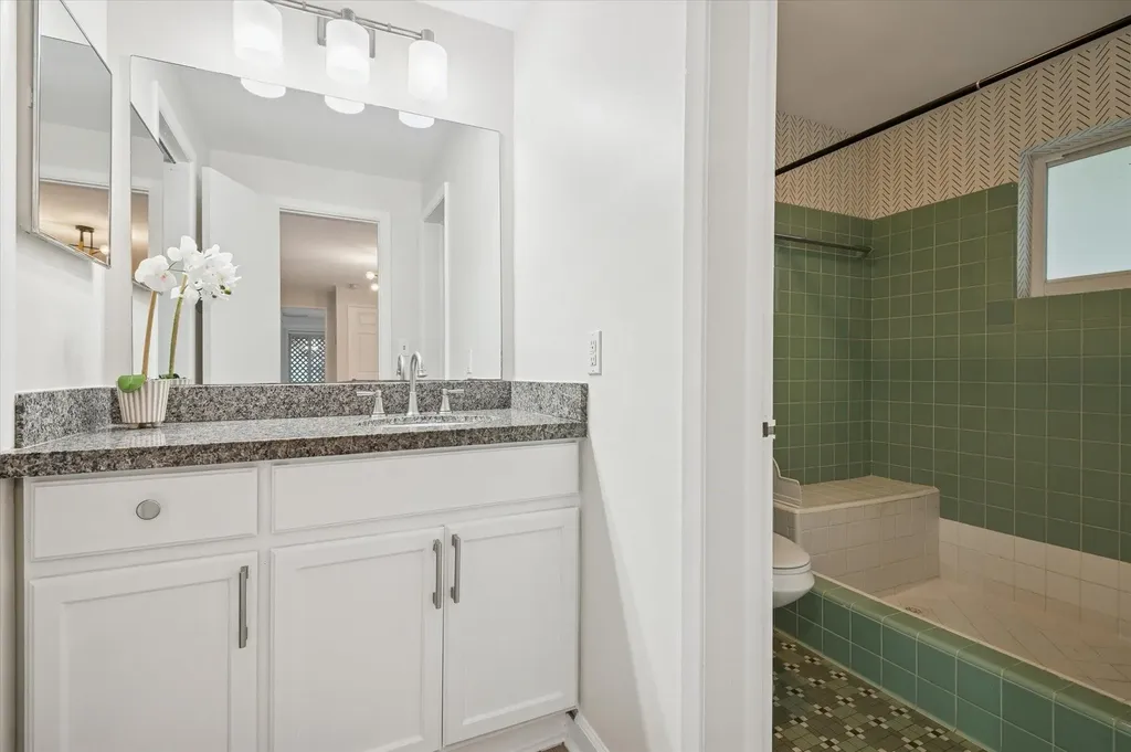 1123 NE 14th Avenue Fort Lauderdale FL 33304