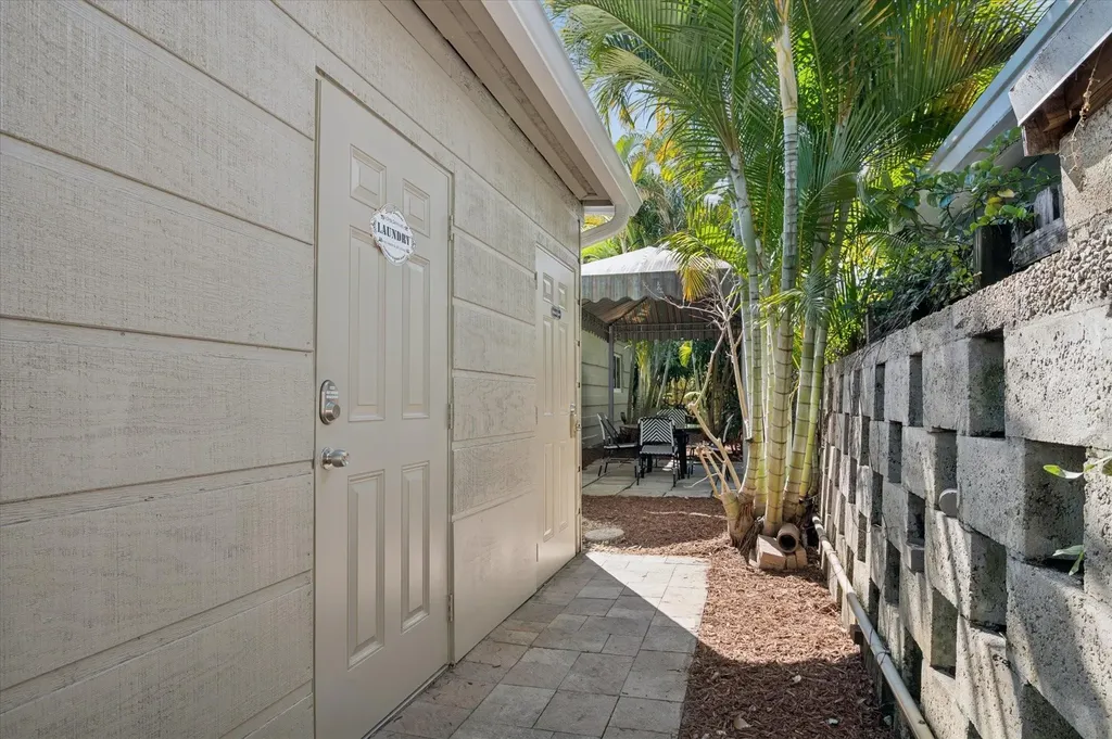 1123 NE 14th Avenue Fort Lauderdale FL 33304