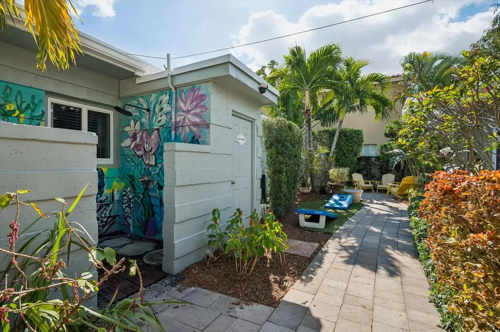 1123 NE 14th Avenue Fort Lauderdale FL 33304