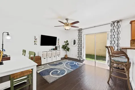 1021 NW 108th Avenue Plantation FL 33322