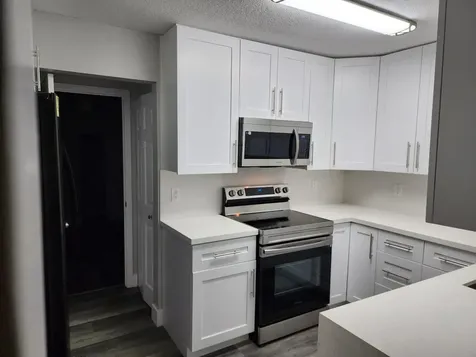 7407 SW 13th Street North Lauderdale FL 33068