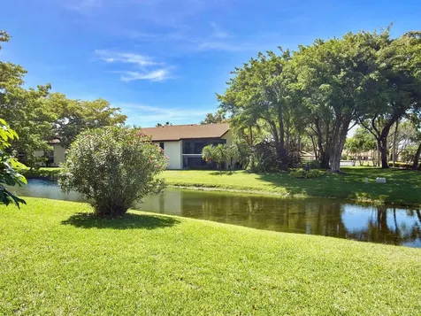10615 Ocean Palm Way Boynton Beach FL 33437
