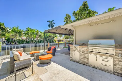 3044 NE 15th Terrace Oakland Park FL 33334