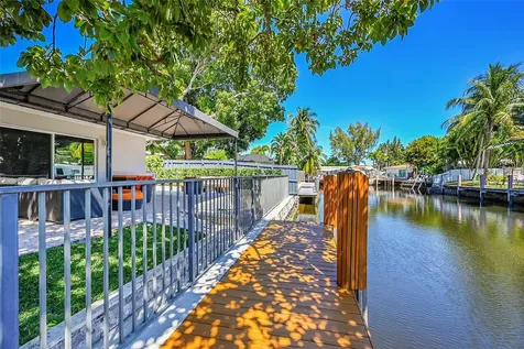 3044 NE 15th Terrace Oakland Park FL 33334