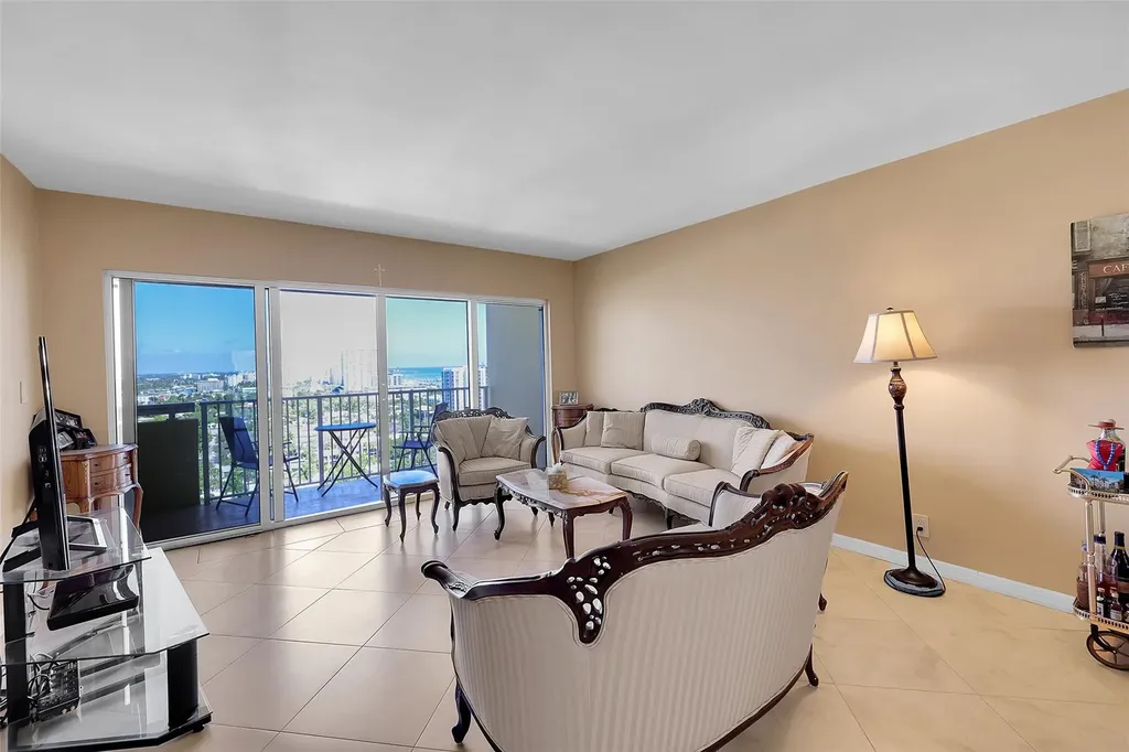 1200 Hibiscus Avenue Pompano Beach FL 33062
