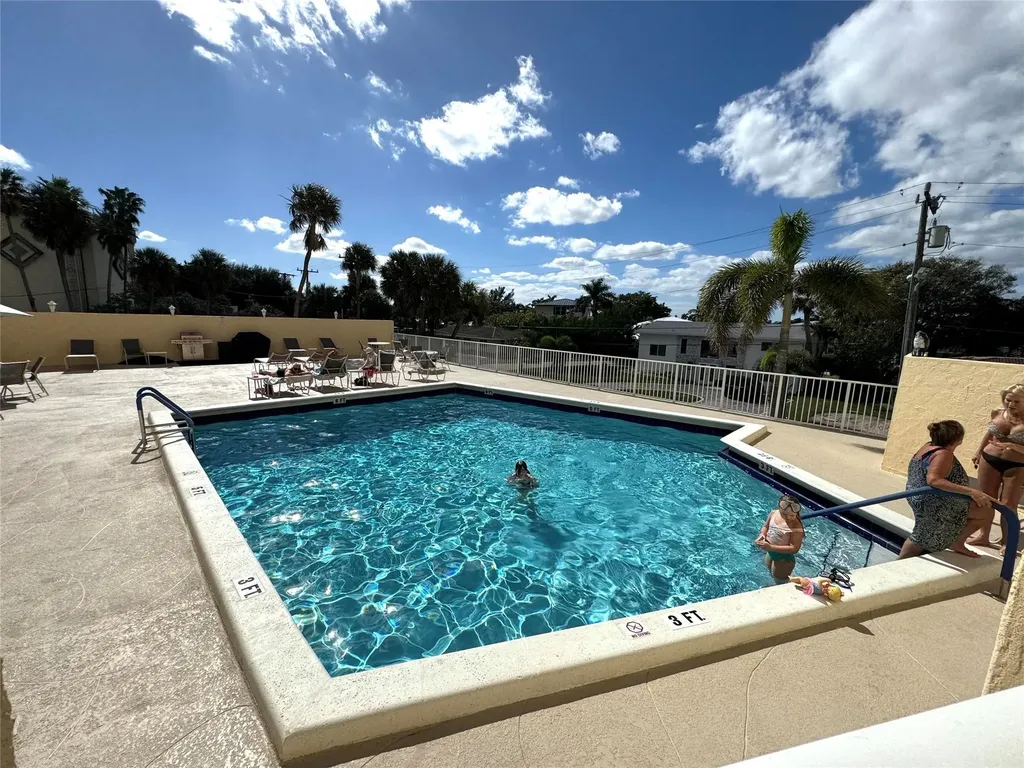 1200 Hibiscus Avenue Pompano Beach FL 33062