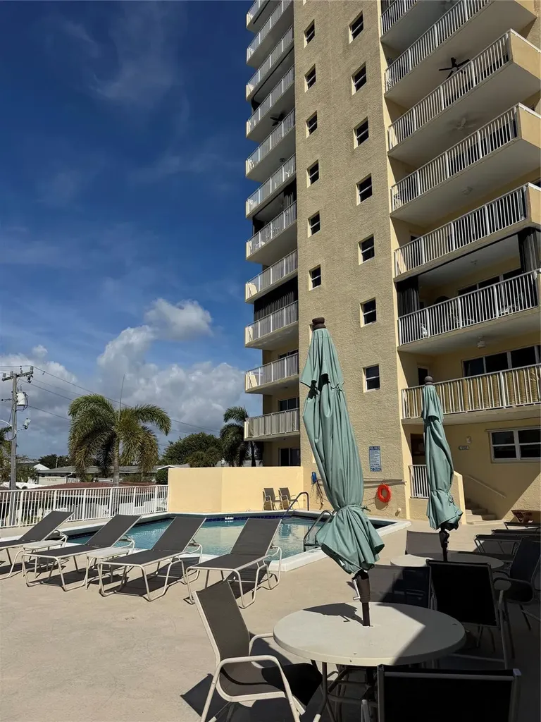 1200 Hibiscus Avenue Pompano Beach FL 33062