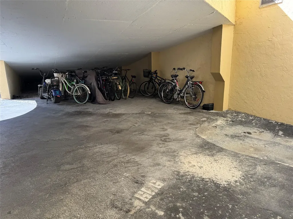1200 Hibiscus Avenue Pompano Beach FL 33062